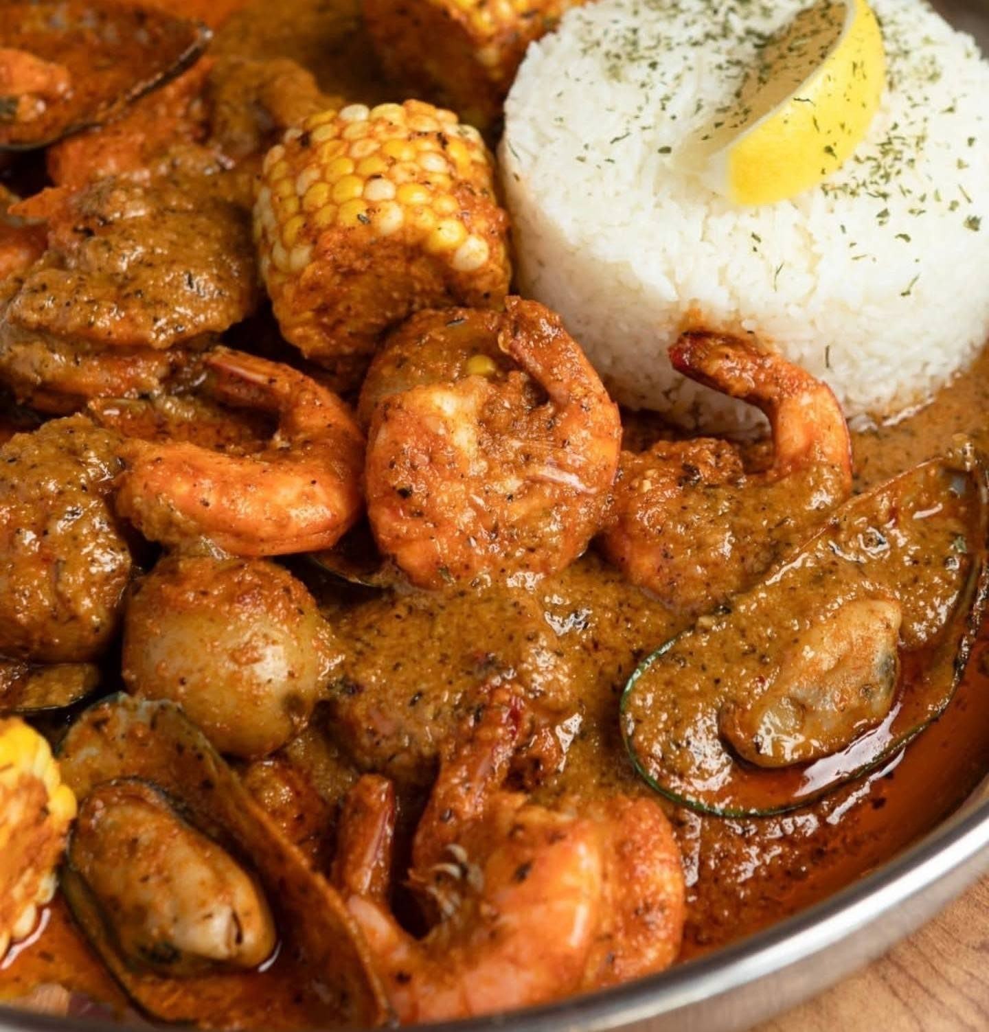 Shrimp & Mussel Bucket