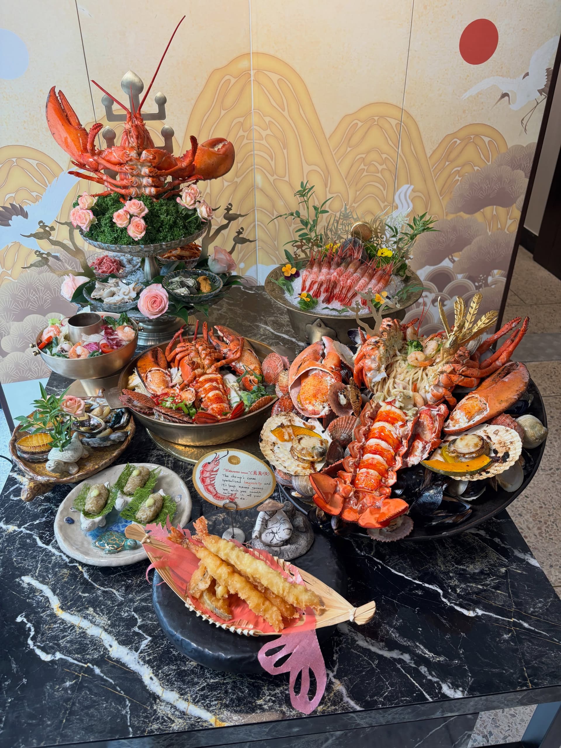 Live lobster course