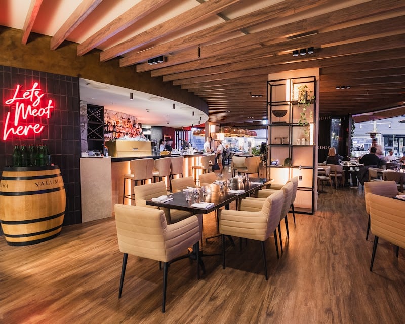 Koi Broadbeach