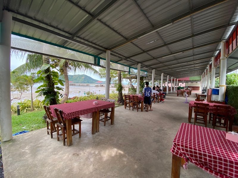Laem Sai Seafood