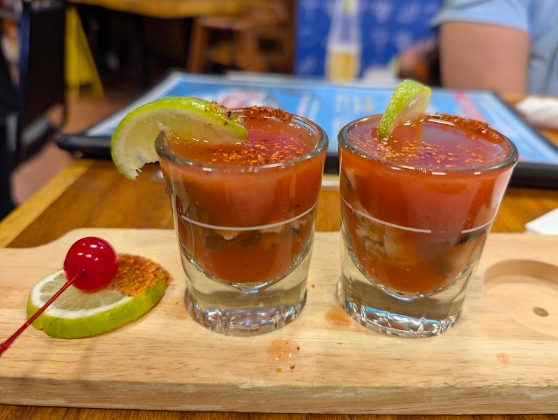 Mariscos Maria's
