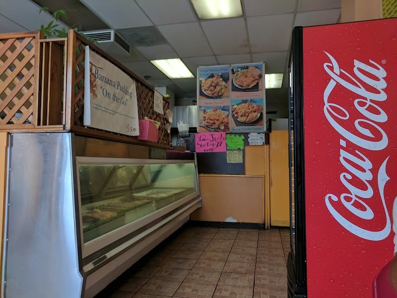 Fish Town Outlet