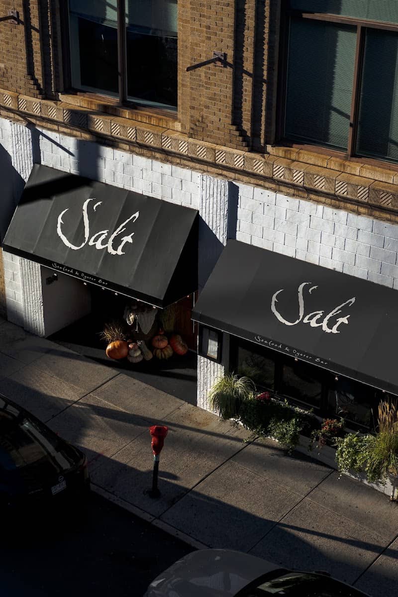 Salt Seafood & Oyster Bar
