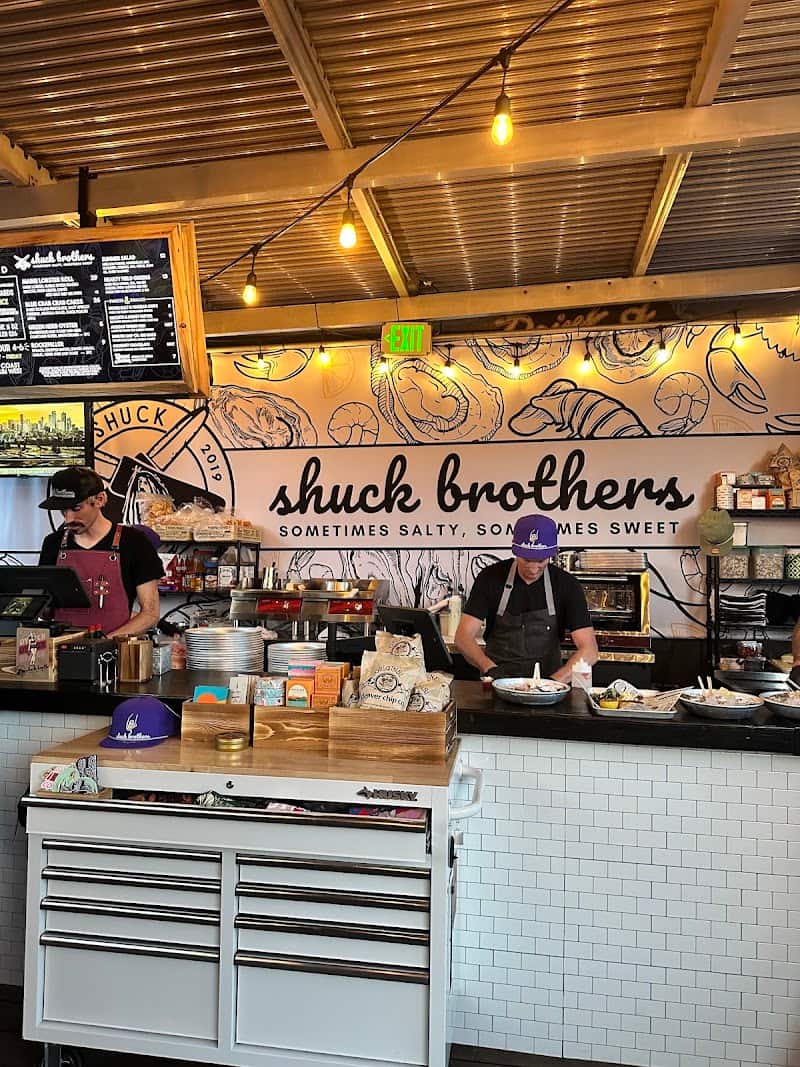 Shuck Brothers at Avanti