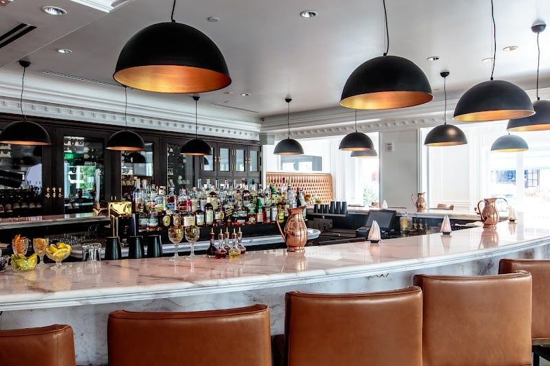 Sails Restaurant