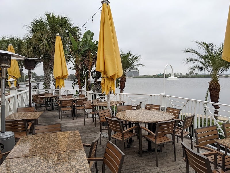 Bahama Breeze
