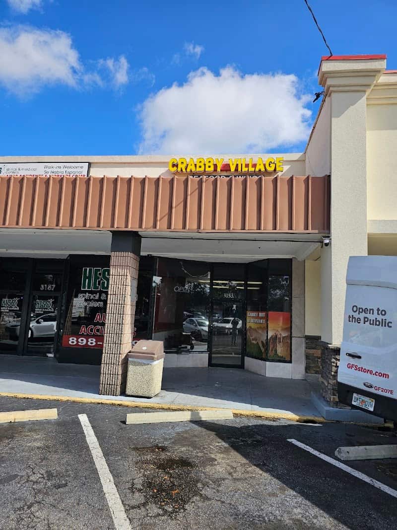 Crabby Village Seafood Boil – 4th St N Seafood Restaurant
