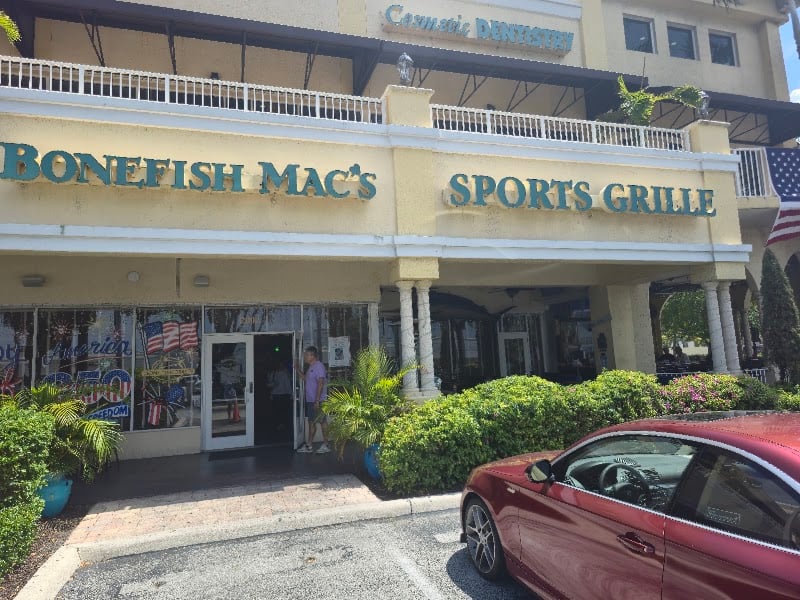 Bonefish Mac's Sports Grille