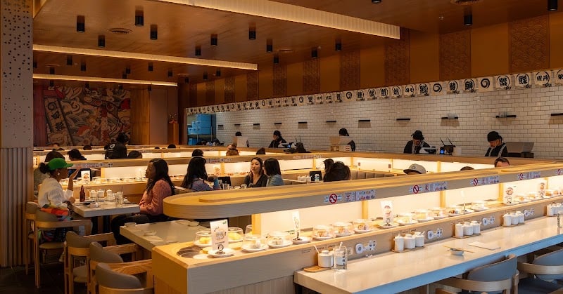 UZU Revolving Sushi