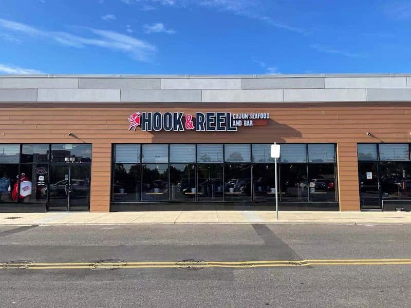 Hook & Reel Cajun Seafood & Bar