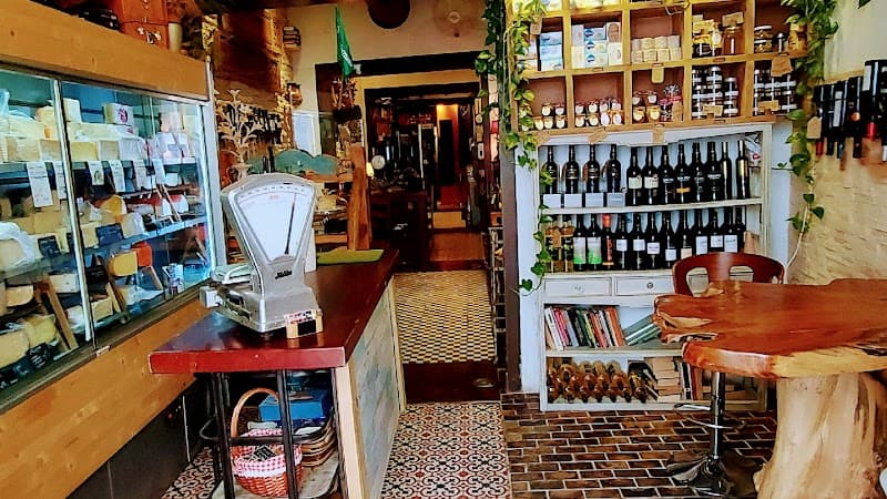 El Librero Tapas Y Quesos