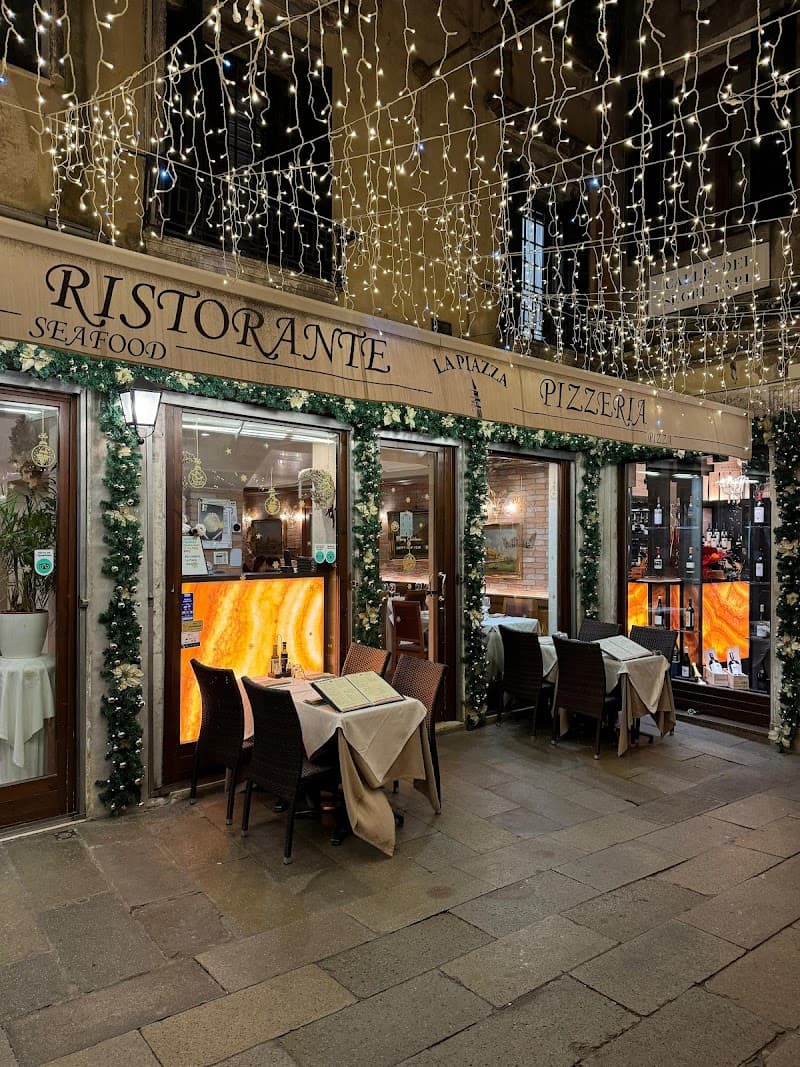 La Piazza