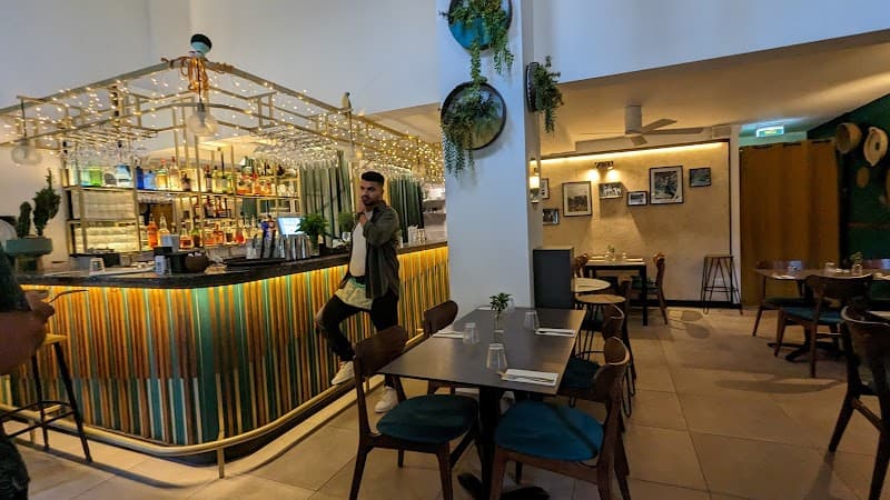 Topika Meze Bar