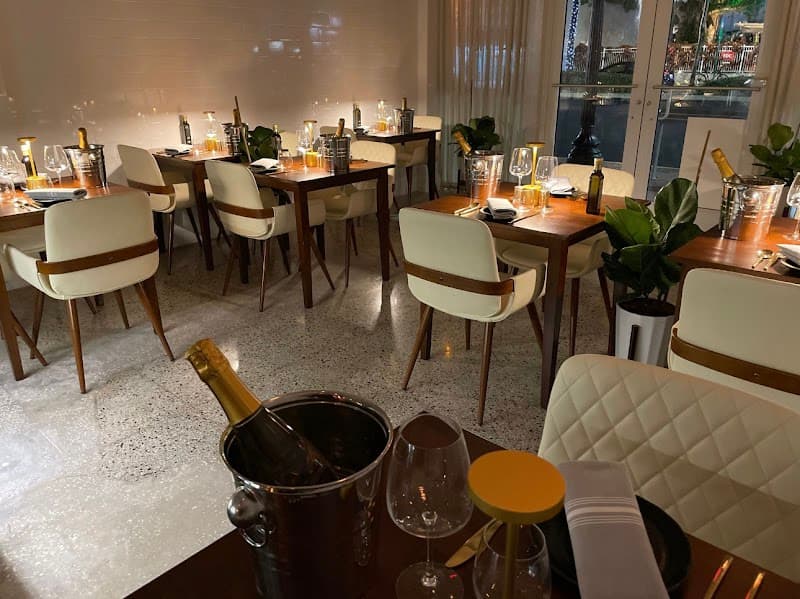 Nettuno Italian Seafood & Oysters