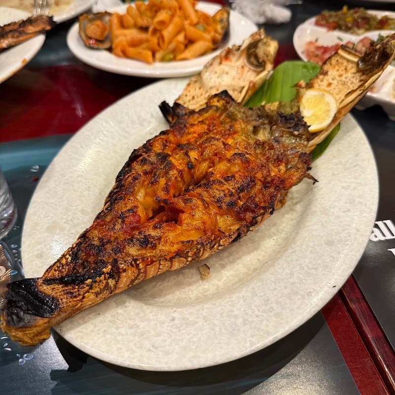 Sallet al Sayad seafood restaurant مطعم سلة الصياد للمأكولات البحرية