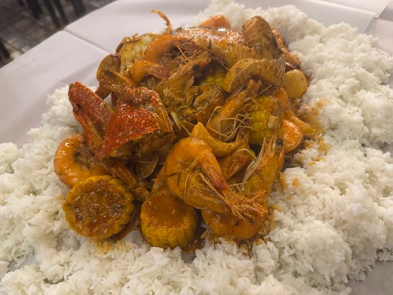 Off The Hook Seafood Restaurant- Ibn Batutta Mall