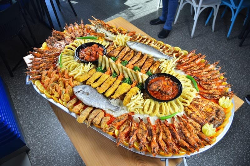 مطعم فسفور قدورة للمأكولات البحرية - Phsphorus Kadoura Seafood Restaurant