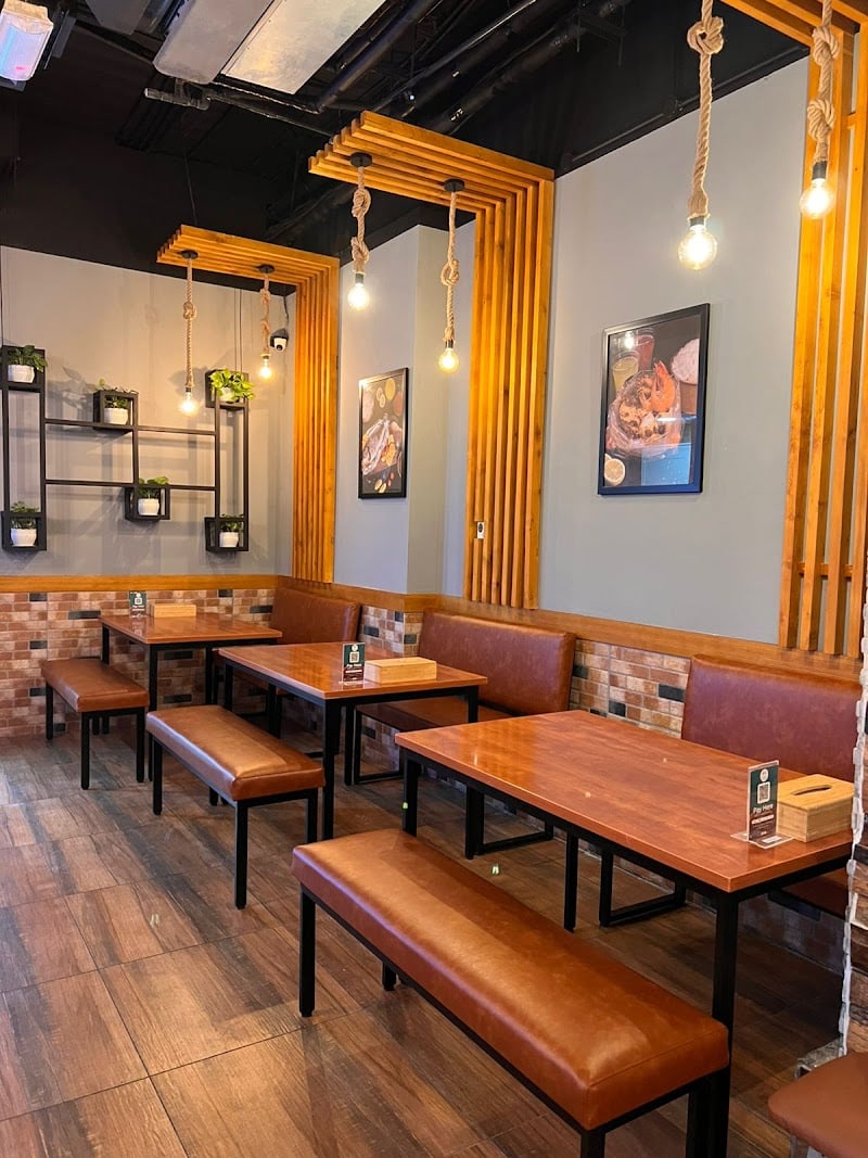 Off The Hook Seafood Restaurant - Airport Road
