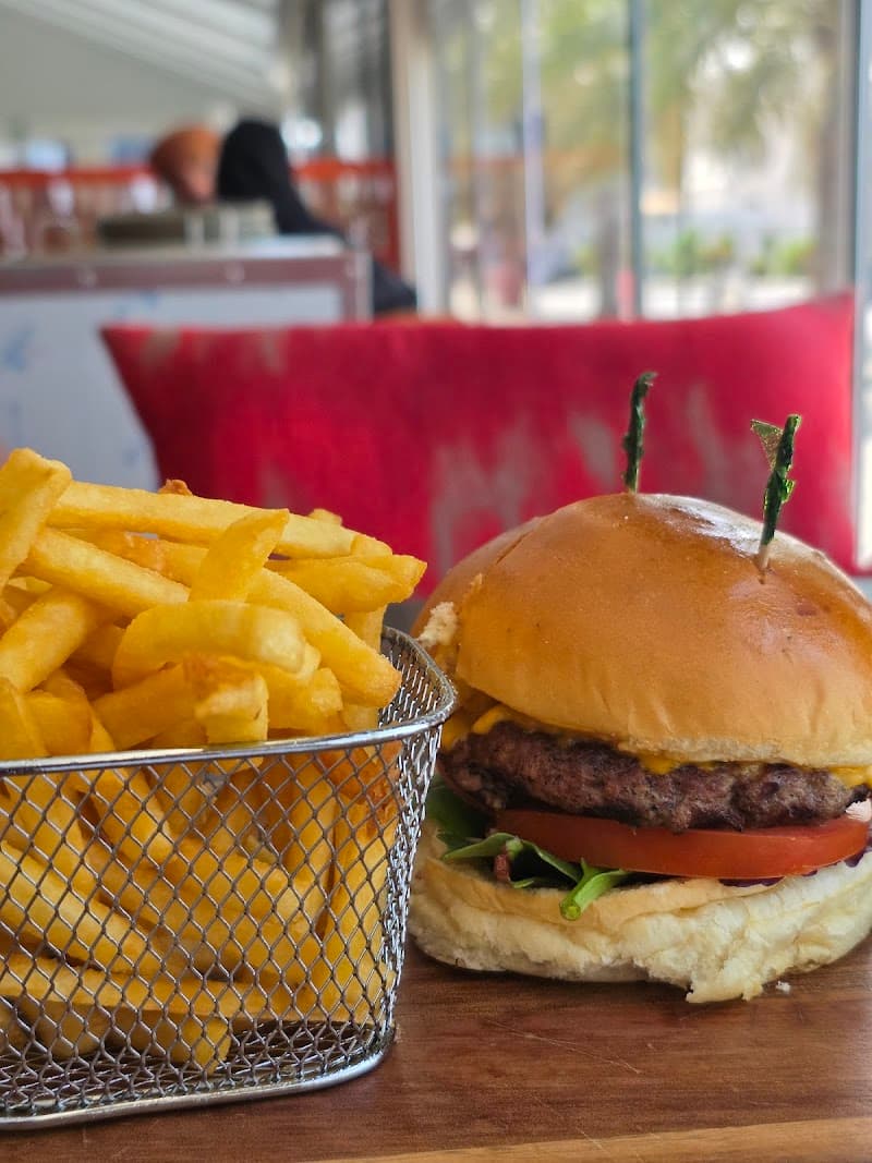 MLS Steakhouse مطعم