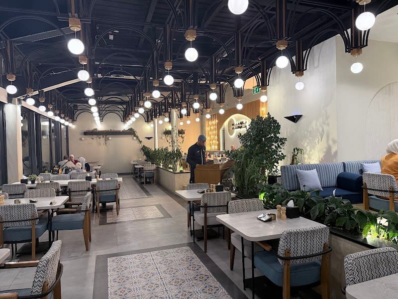 Barah Restaurant & Cafe