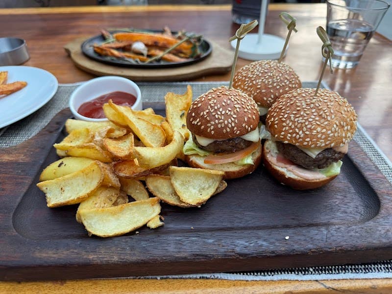 Lucca Steakhouse