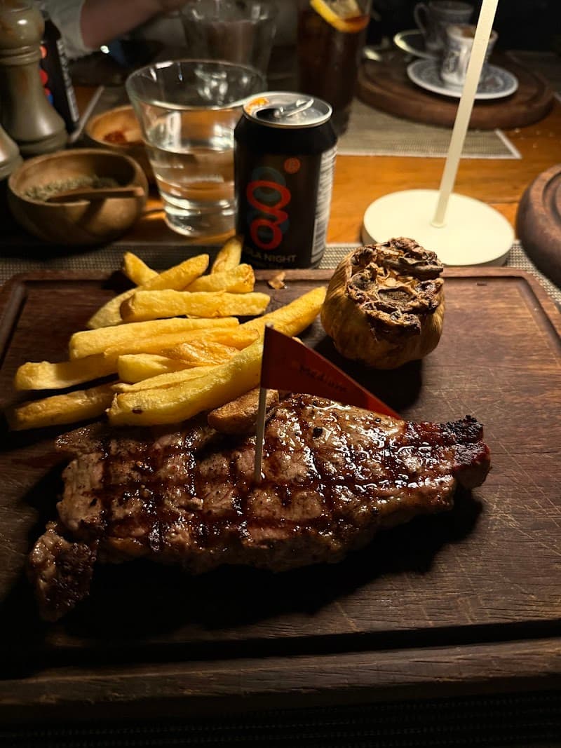 Lucca Steakhouse