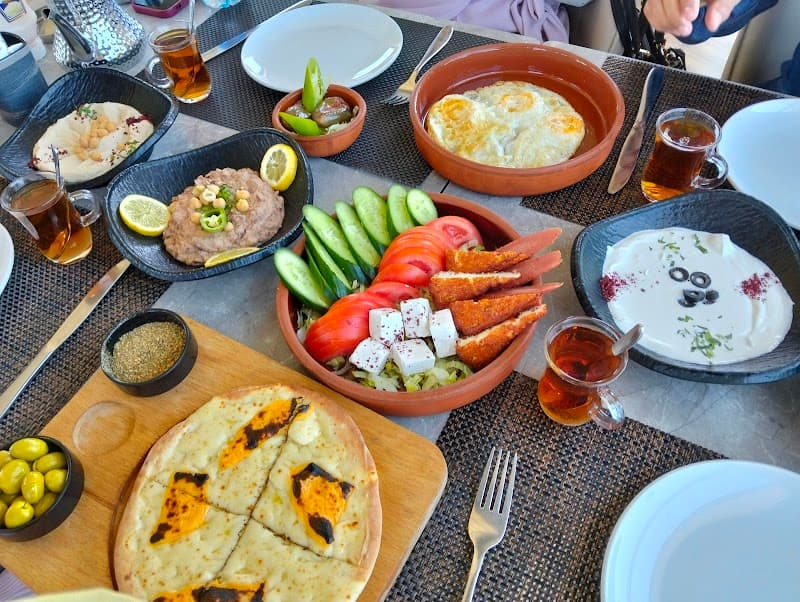 Mirwas Cafe and Restaurant