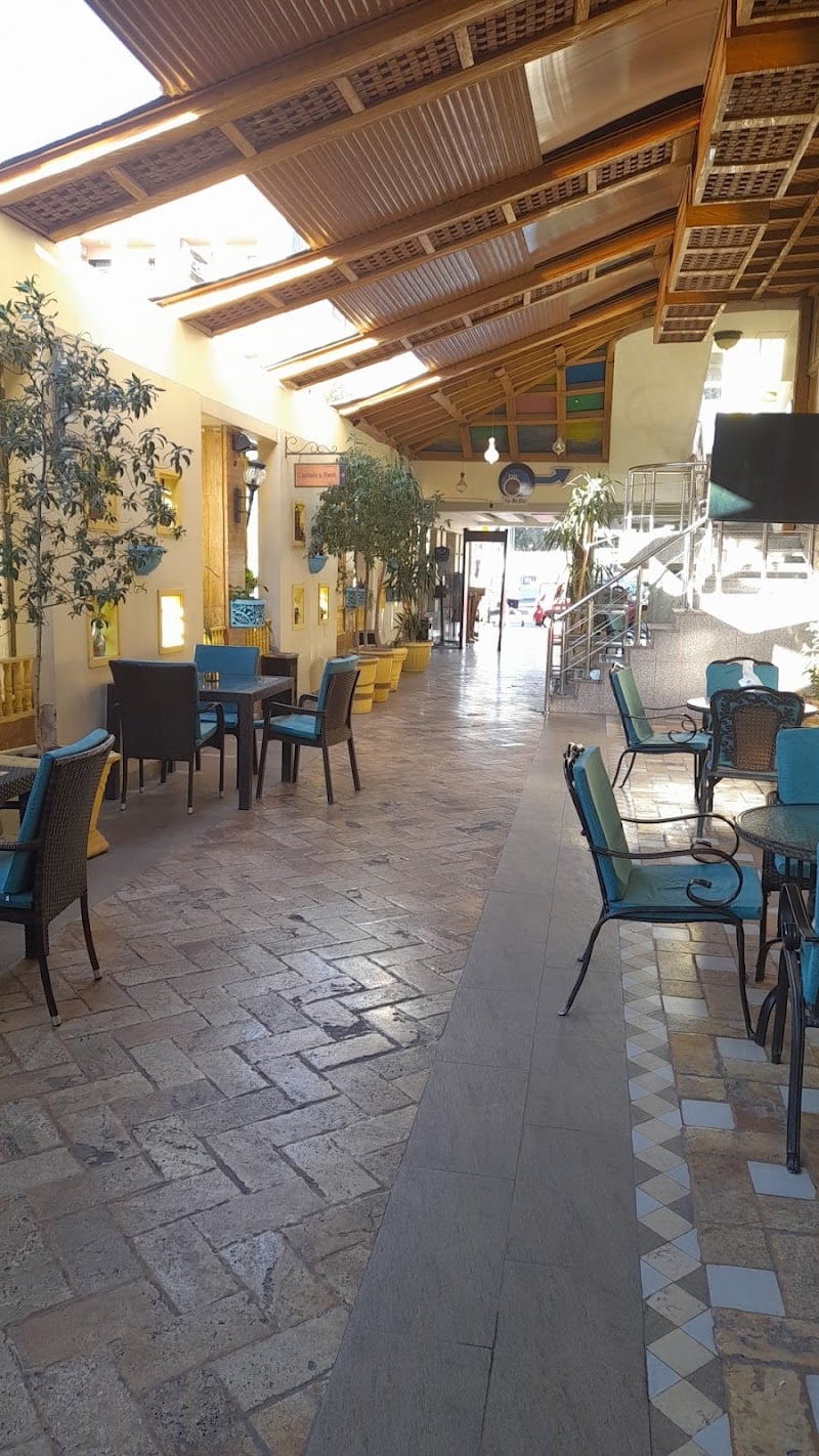 Captain`s Restaurant - Aqaba