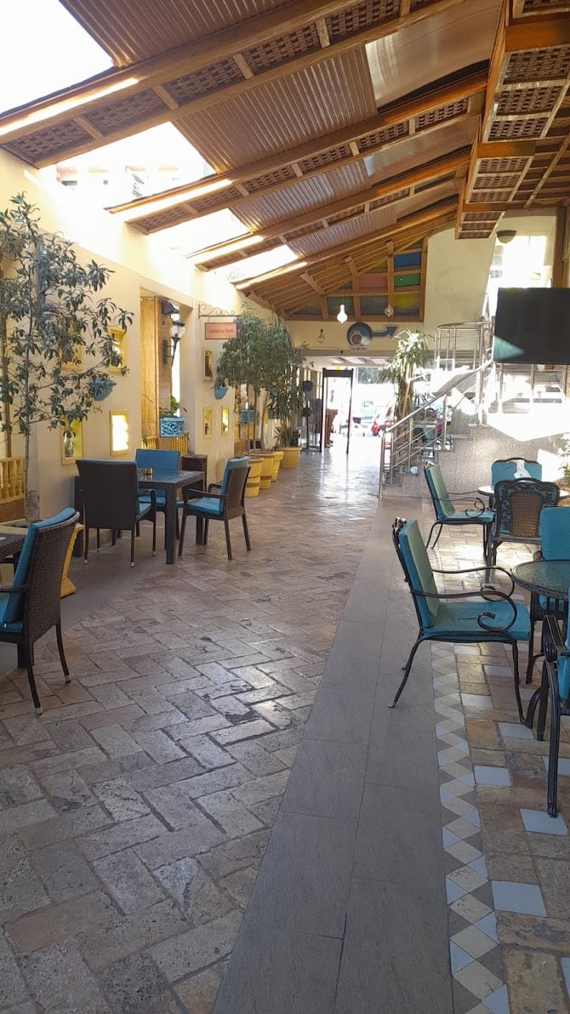 Captain`s Restaurant - Aqaba