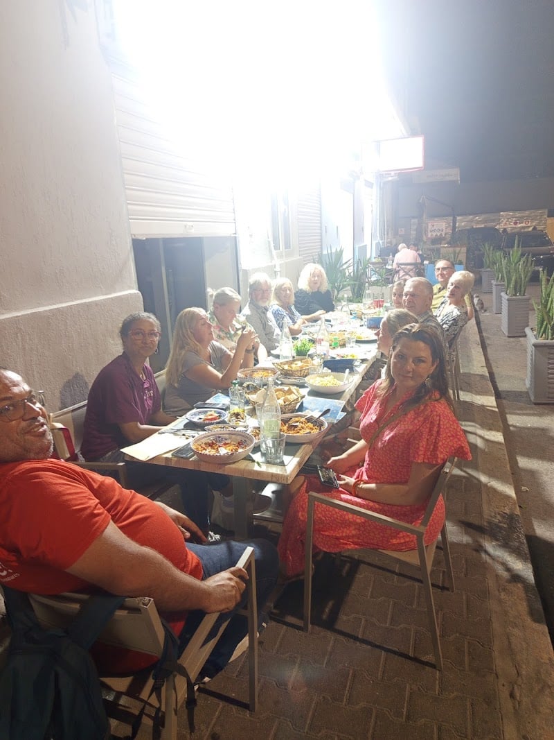 Com Art Restaurant