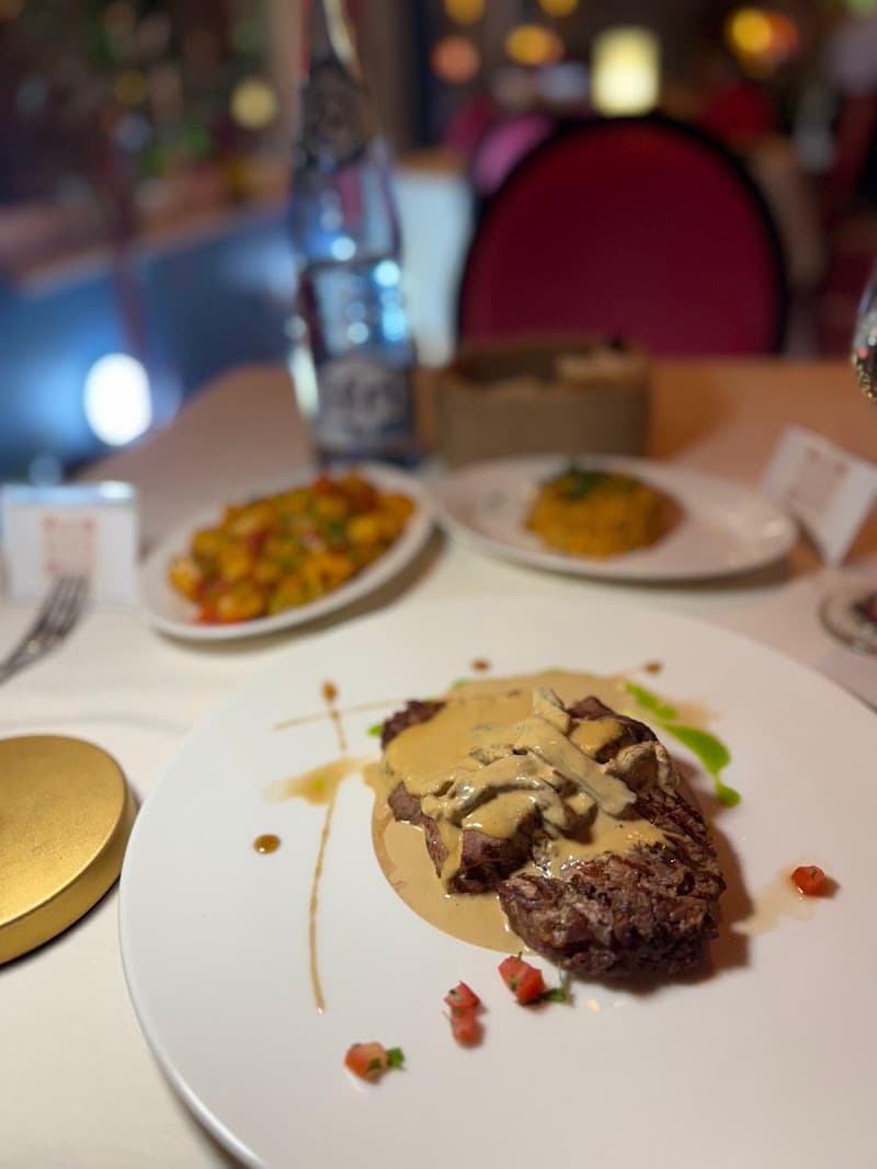 Le Tantra Restaurant