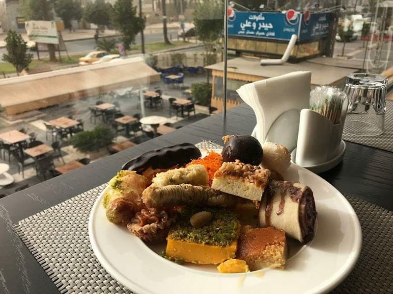 Shmesani Restaurant