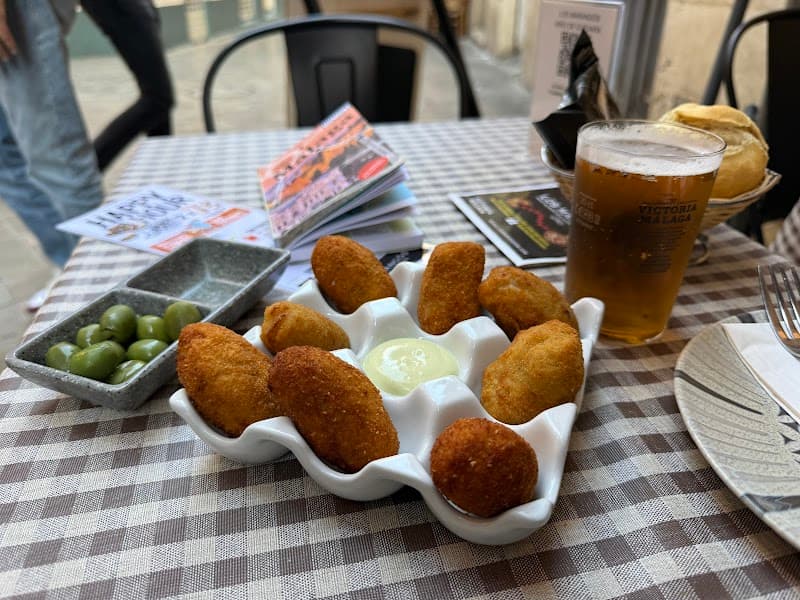 Los Marangós Niño de Guevara - Tapas y Comida Española