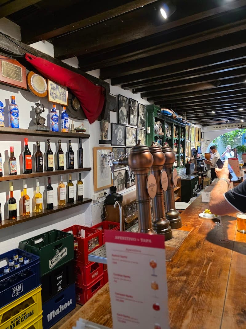 Bodega El Pimpi