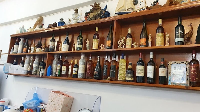 Captain's Corner Taverna