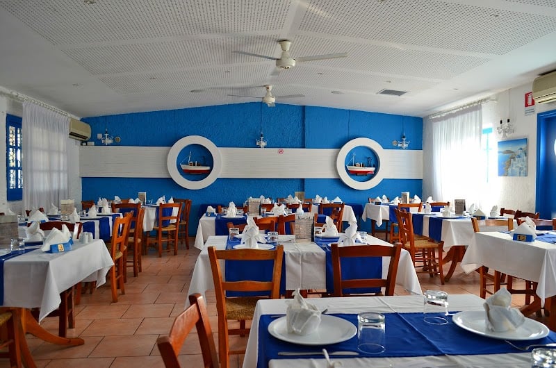 Family Nest Fish Tavern