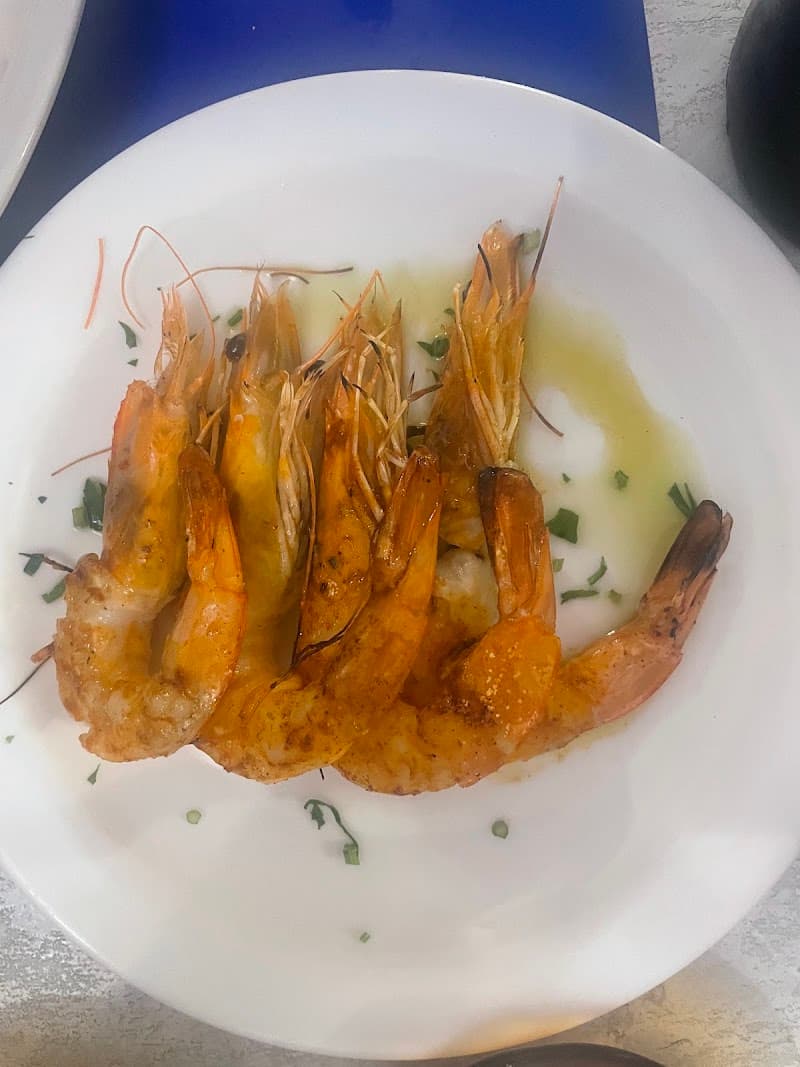 Family Nest Fish Tavern