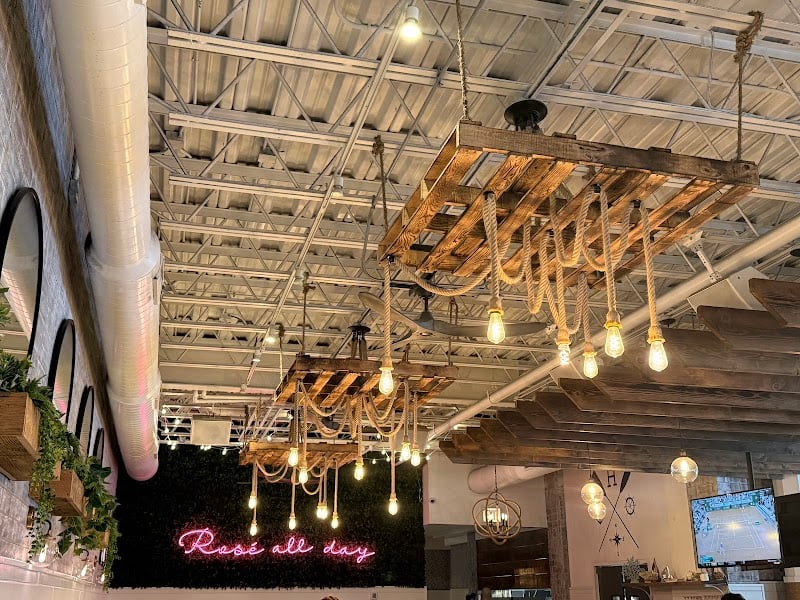 The Hampton Social - Streeterville