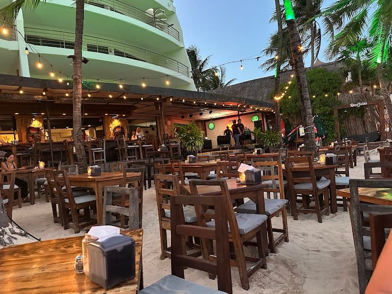 Zenzi Beach