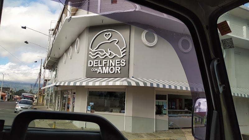 Delfines con Amor