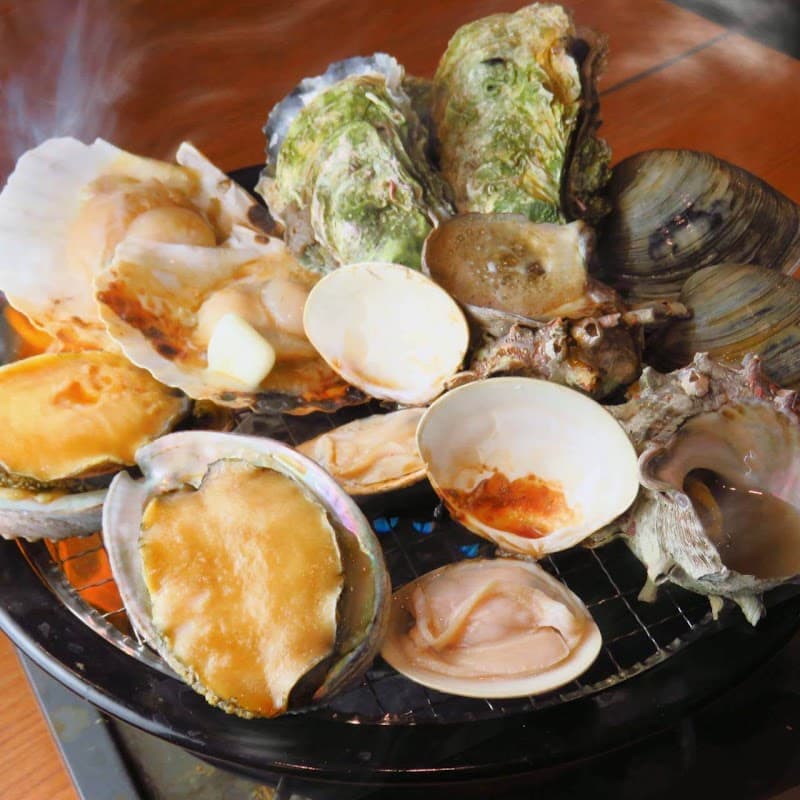 Kaisen Baikingu & Hamayaki BBQ Tamatebako