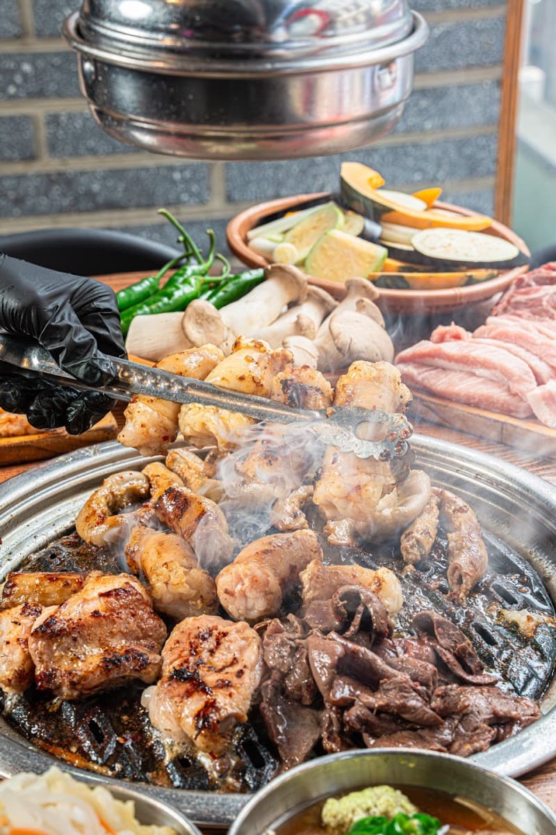 Myeongdong Korean BBQ Mongvely