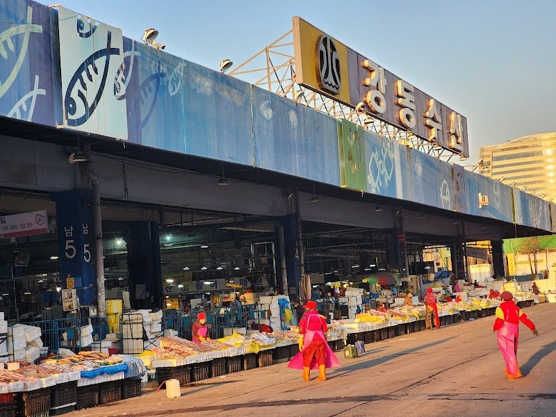 Garak Market