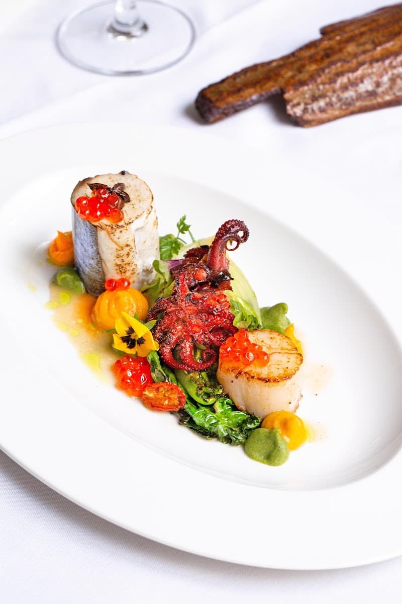 ZENZERO Restaurant & Wine Bar