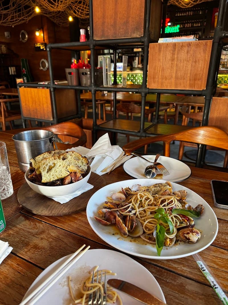 Shrimpis Restaurant