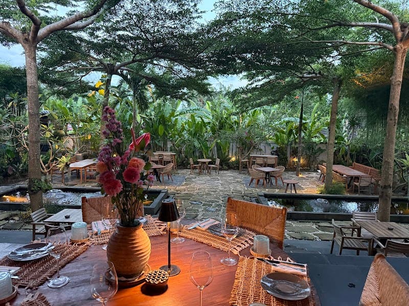 CHORA Mediterranean Restaurant & Bar