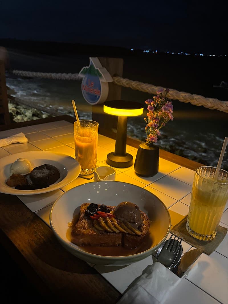 Coco Bistro