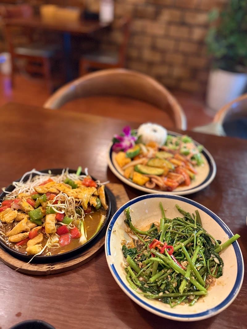 De Tham Restaurant - Vietnamese cuisine & vegetarian Food
