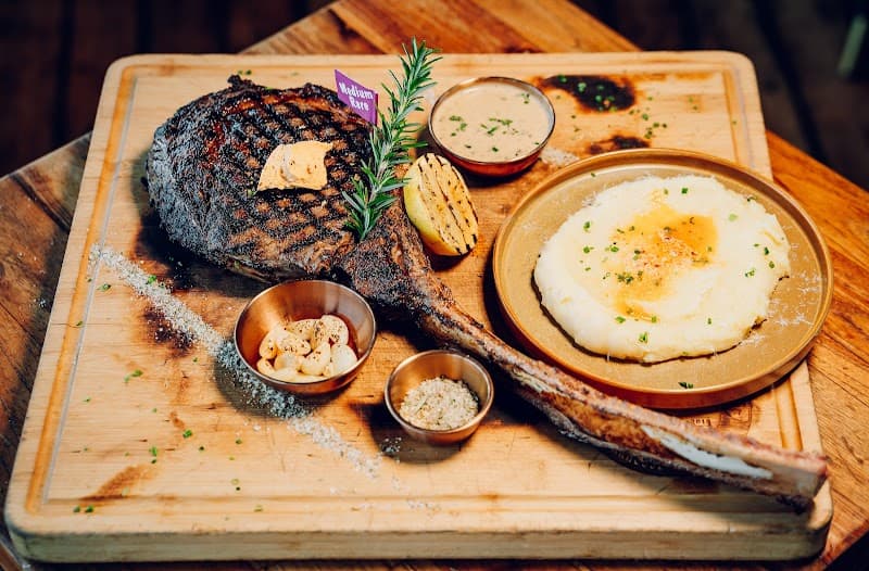 Elements Bar and Grill Pyrmont