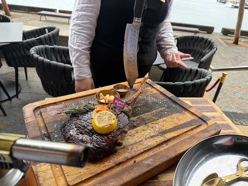 Elements Bar and Grill Pyrmont